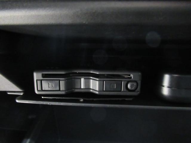 タフト Ｇ　ダーククロムベンチャー　パノラマモニター　９インチディスプレイオーディオ　ドライブレコーダー　シートヒーター　ＵＳＢ入力端子　Ｂｌｕｅｔｏｏｔｈ　オートライト　キーフリー　ティーゼットデオプラス　エコアイドル非装着車（20枚目）