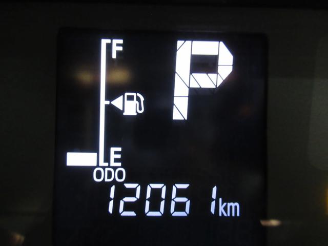 タント カスタムＸ　バックモニター　９インチディスプレイオーディオ　ドライブレコーダー　両側パワースライドドア　シートヒーター　ＵＳＢ入力端子　Ｂｌｕｅｔｏｏｔｈ　オートライト　キーフリー　アイドリングストップ（11枚目）