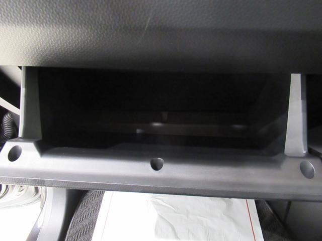 お客様のご要望に合わせ、点検・車検の案内やその後の調子伺いなど、メール・コールセンター・担当スタッフがもれなく行います。