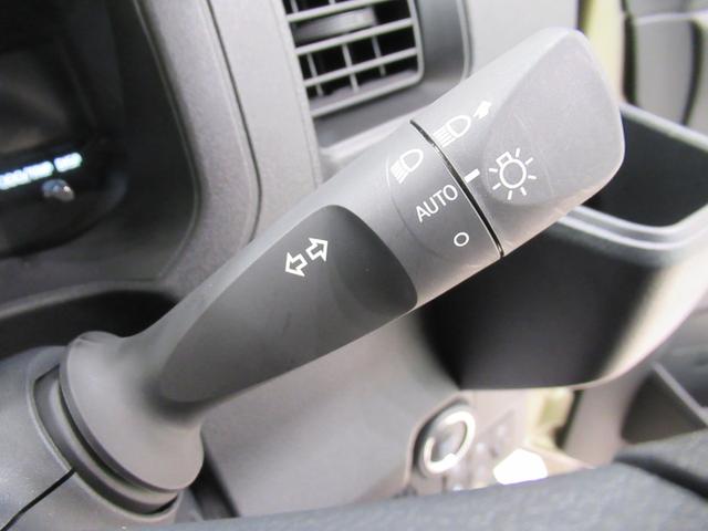 ハイゼットカーゴ デッキバンＧ　両側スライドドア　オートライト　キーフリー　アイドリングストップ　電動格納式ドアミラー　衝突被害軽減システム　レーンアシスト　オートマチックハイビーム　ティーゼットデオプラス（17枚目）