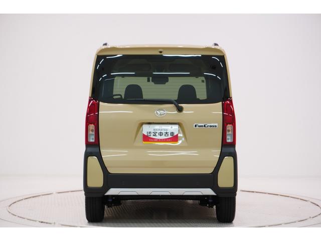 タント ファンクロスターボ　バックモニター　９インチディスプレイオーディオ　ドライブレコーダー　両側パワースライドドア　シートヒーター　ＵＳＢ入力端子　Ｂｌｕｅｔｏｏｔｈ　オートライト　キーフリー　アイドリングストップ（7枚目）