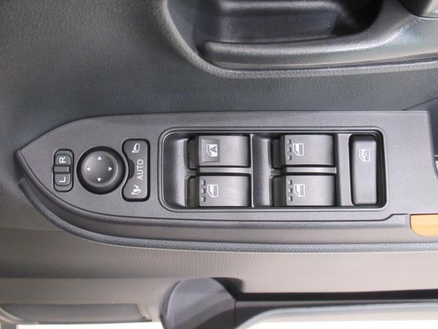 タント ファンクロスターボ　バックモニター　９インチディスプレイオーディオ　ドライブレコーダー　両側パワースライドドア　シートヒーター　ＵＳＢ入力端子　Ｂｌｕｅｔｏｏｔｈ　オートライト　キーフリー　アイドリングストップ（16枚目）