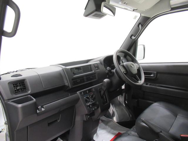 ハイゼットカーゴ スペシャル　ＡＭ／ＦＭラジオ　両側スライドドア　オートライト　アイドリングストップ　衝突被害軽減システム　レーンアシスト　オートマチックハイビーム　ティーゼットデオプラス（12枚目）