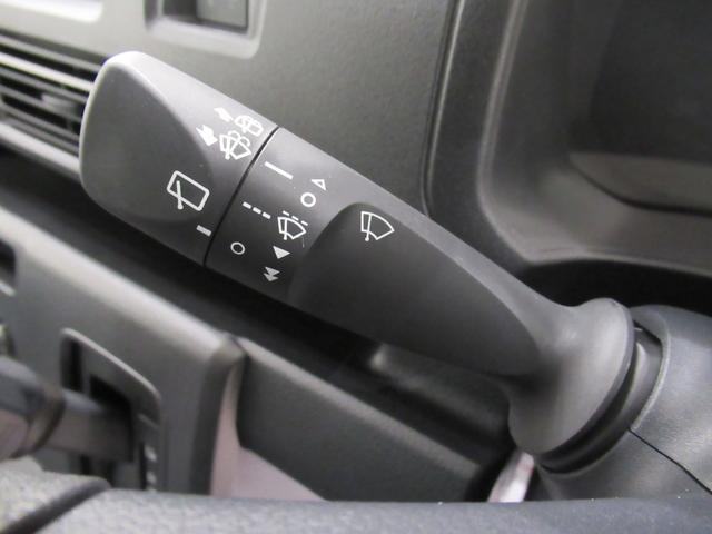 ハイゼットカーゴ スペシャル　ＡＭ／ＦＭラジオ　両側スライドドア　オートライト　アイドリングストップ　衝突被害軽減システム　レーンアシスト　オートマチックハイビーム　ティーゼットデオプラス（17枚目）