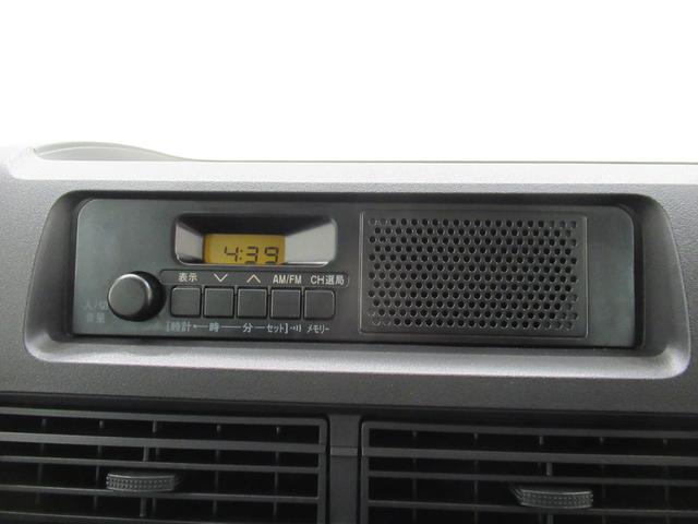 ハイゼットカーゴ スペシャル　ＡＭ／ＦＭラジオ　両側スライドドア　オートライト　アイドリングストップ　衝突被害軽減システム　レーンアシスト　オートマチックハイビーム　ティーゼットデオプラス（20枚目）