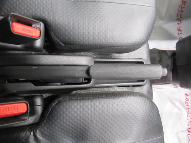 ハイゼットカーゴ スペシャル　ＡＭ／ＦＭラジオ　両側スライドドア　オートライト　アイドリングストップ　衝突被害軽減システム　レーンアシスト　オートマチックハイビーム　ティーゼットデオプラス（21枚目）