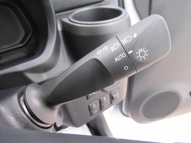 ミライース L SA3 オートライト キーレスエントリー アイドリングストップ CDチューナー 衝突被害軽減システム レーンアシスト オートマチックハイビーム ティーゼットデオプラス(19枚目)