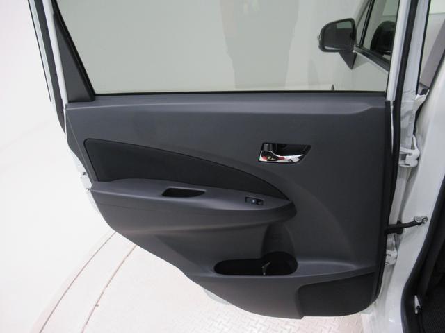 ムーヴ カスタムＲＳ　オートライト　キーフリー　アイドリングストップ　電動格納式ドアミラー　エアコン　パワーステアリング　パワーウィンドウ　運転席エアバッグ　ＡＢＳ　ティーゼットデオプラス（41枚目）