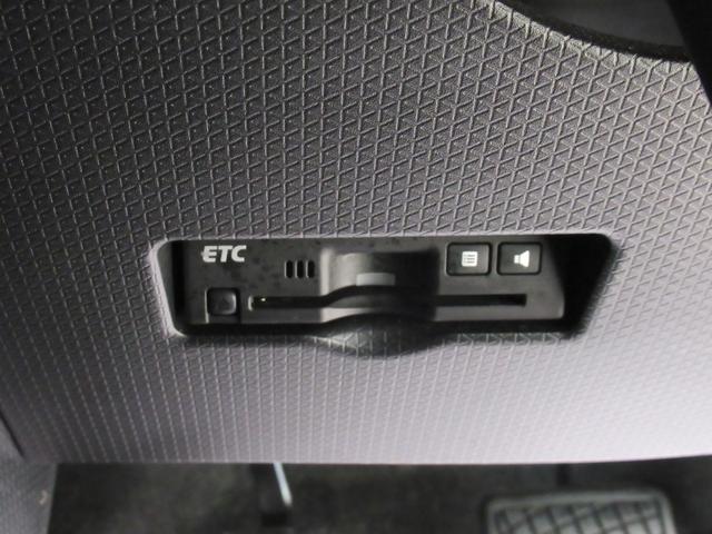 タント カスタムＲＳセレクション　シートヒーター　両側パワースライドドア　オートライト　キーフリー　アイドリングストップ　バックモニター　ナビ　ＵＳＢ入力端子　Ｂｌｕｅｔｏｏｔｈ　ティーゼットデオプラス（17枚目）