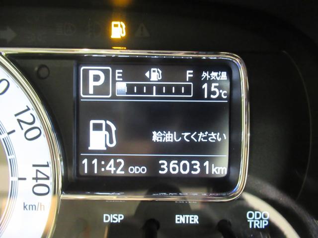 たとえばダイハツのお店にある、たくさんのスマアシ搭載車は、正常に作動する事をしっかり確認します。