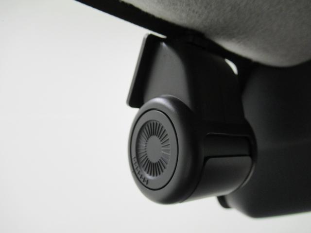 タント X 左側パワースライドドア オートライト キーフリー アイドリングストップ パノラマモニター ナビ ドライブレコーダー USB入力端子 Bluetooth ティーゼットデオプラス(17枚目)