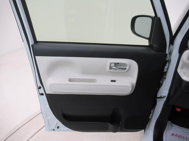 ムーヴキャンバス ストライプスＧ　バックモニター　７インチナビ　ドライブレコーダー　両側パワースライドドア　シートヒーター　ＵＳＢ入力端子　Ｂｌｕｅｔｏｏｔｈ　ホッとカップホルダー　オートライト　キーフリー　アイドリングストップ（51枚目）