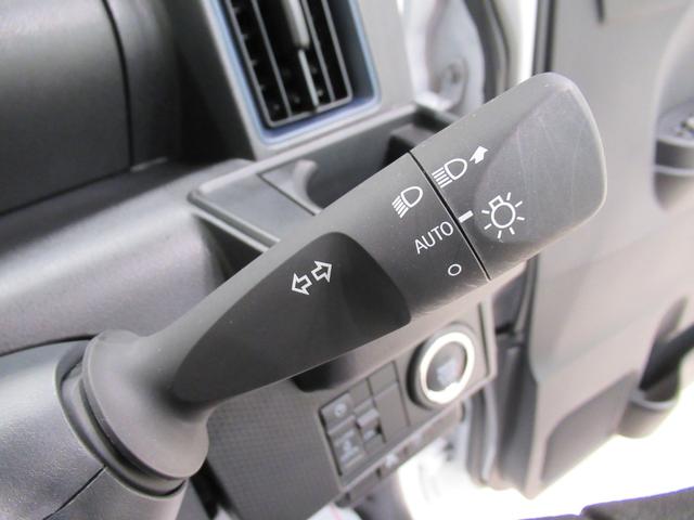 タント X 左側パワースライドドア シートヒーター USB入力端子 オートライト キーフリー アイドリングストップ 衝突被害軽減システム レーンアシスト オートマチックハイビーム ティーゼットデオプラス(21枚目)