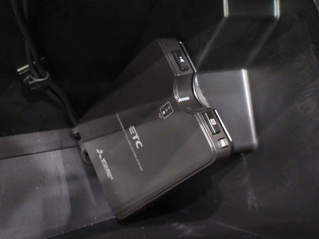 タント カスタムＸ　シートヒーター　両側パワースライドドア　オートライト　キーフリー　アイドリングストップ　バックモニター　ナビ　ドライブレコーダー　ＵＳＢ入力端子　Ｂｌｕｅｔｏｏｔｈ　ティーゼットデオプラス（19枚目）