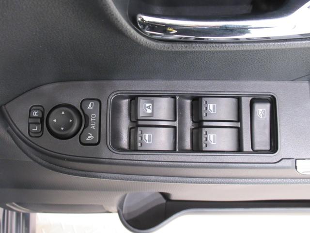 タント カスタムRS シートヒーター 両側パワースライドドア オートライト キーフリー バックモニター ナビ USB入力端子 Bluetooth ティーゼットデオプラス エコアイドル非装着車(15枚目)