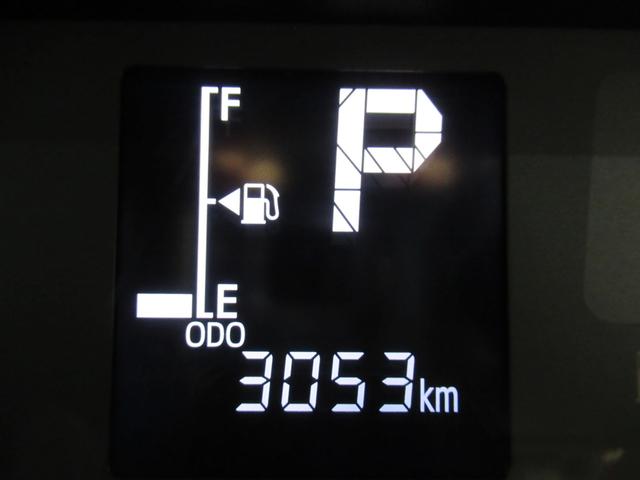 タント カスタムＲＳ　バックモニター　９インチディスプレイオーディオ　ドライブレコーダー　両側パワースライドドア　シートヒーター　ＵＳＢ入力端子　Ｂｌｕｅｔｏｏｔｈ　オートライト　キーフリー　アイドリングストップ（12枚目）