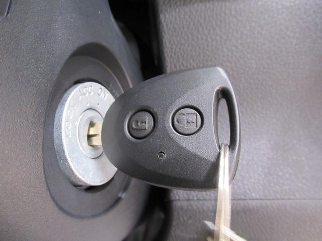 ハイゼットカーゴ デラックス AM/FMラジオ 両側スライドドア オートライト キーレスエントリー アイドリングストップ 衝突被害軽減システム レーンアシスト オートマチックハイビーム ティーゼットデオプラス(13枚目)
