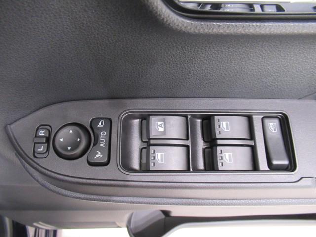 タント カスタムＲＳ　パノラマモニター　１０インチナビ　ドライブレコーダー　両側パワースライドドア　シートヒーター　ＵＳＢ入力端子　Ｂｌｕｅｔｏｏｔｈ　オートライト　キーフリー　アイドリングストップ　ティーゼットデオプラス（16枚目）