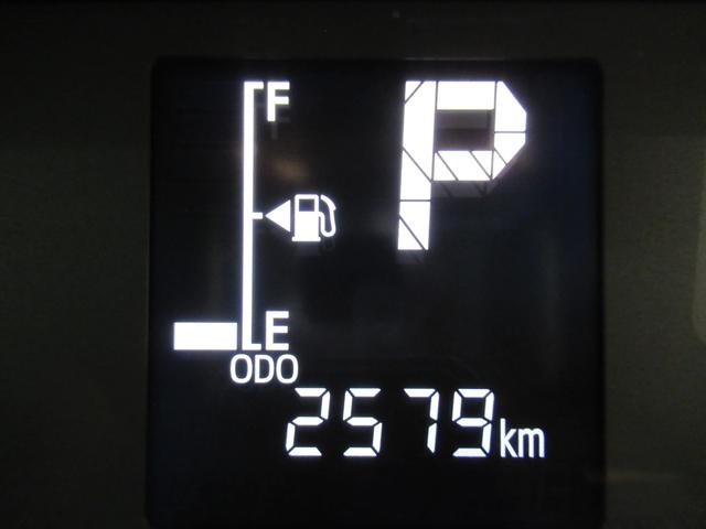 タント カスタムＲＳ　両側パワースライドドア　シートヒーター　ＵＳＢ入力端子　オートライト　キーフリー　アイドリングストップ　衝突被害軽減システム　レーンアシスト　オートマチックハイビーム　ティーゼットデオプラス（11枚目）