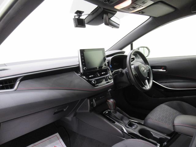 カローラスポーツ Ｇ　Ｚ　シートヒーター　オートライト　キーフリー　ＵＳＢ入力端子　電動格納式ドアミラー　エアコン　パワーステアリング　パワーウィンドウ　運転席エアバッグ　ＡＢＳ　ティーゼットデオプラス（12枚目）