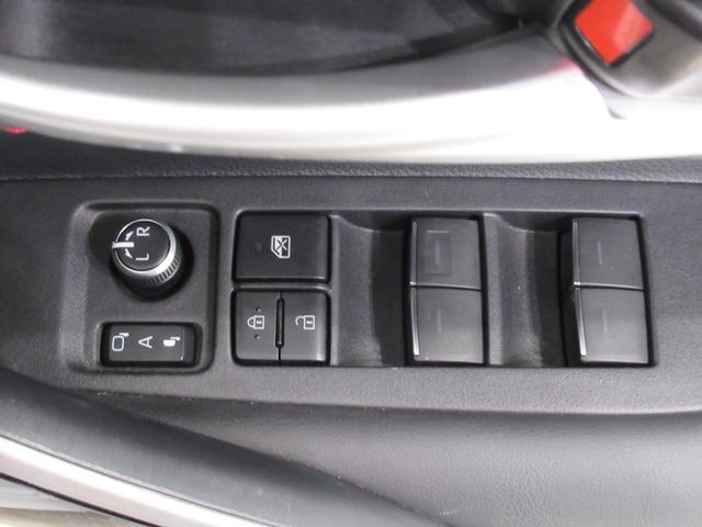 カローラスポーツ Ｇ　Ｚ　シートヒーター　オートライト　キーフリー　ＵＳＢ入力端子　電動格納式ドアミラー　エアコン　パワーステアリング　パワーウィンドウ　運転席エアバッグ　ＡＢＳ　ティーゼットデオプラス（14枚目）