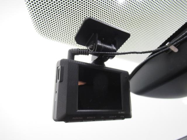 カローラスポーツ Ｇ　Ｚ　シートヒーター　オートライト　キーフリー　ＵＳＢ入力端子　電動格納式ドアミラー　エアコン　パワーステアリング　パワーウィンドウ　運転席エアバッグ　ＡＢＳ　ティーゼットデオプラス（17枚目）