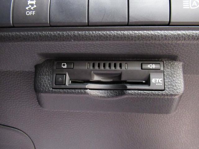 カローラスポーツ Ｇ　Ｚ　シートヒーター　オートライト　キーフリー　ＵＳＢ入力端子　電動格納式ドアミラー　エアコン　パワーステアリング　パワーウィンドウ　運転席エアバッグ　ＡＢＳ　ティーゼットデオプラス（18枚目）