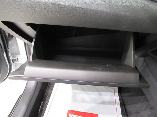 カローラスポーツ Ｇ　Ｚ　シートヒーター　オートライト　キーフリー　ＵＳＢ入力端子　電動格納式ドアミラー　エアコン　パワーステアリング　パワーウィンドウ　運転席エアバッグ　ＡＢＳ　ティーゼットデオプラス（35枚目）