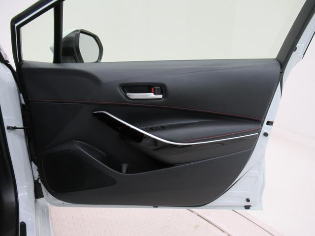 カローラスポーツ Ｇ　Ｚ　シートヒーター　オートライト　キーフリー　ＵＳＢ入力端子　電動格納式ドアミラー　エアコン　パワーステアリング　パワーウィンドウ　運転席エアバッグ　ＡＢＳ　ティーゼットデオプラス（49枚目）