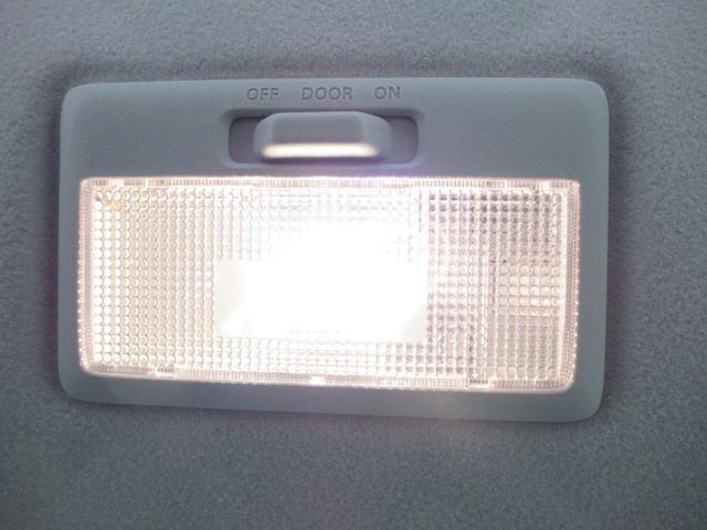 アルトラパン Ｓ　シートヒーター　オートライト　キーフリー　アイドリングストップ　電動格納式ドアミラー　エアコン　パワーステアリング　パワーウィンドウ　運転席エアバッグ　ＡＢＳ　ティーゼットデオプラス（28枚目）