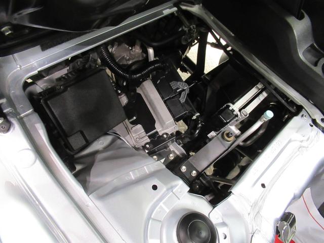 ハイゼットトラック ジャンボエクストラ　ＬＥＤヘッドランプ　４ＷＤ　荷台作業灯　オートライト　キーフリー　アイドリングストップ　バックモニター　ナビ　ＵＳＢ入力端子　Ｂｌｕｅｔｏｏｔｈ　ティーゼットデオプラス（11枚目）