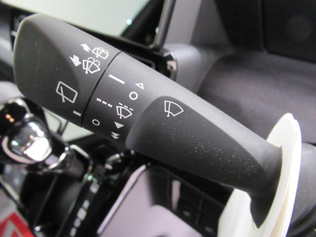 タント カスタムRS パノラマモニター 10インチナビ 両側パワースライドドア シートヒーター USB入力端子 Bluetooth オートライト キーフリー アイドリングストップ ティーゼットデオプラス(21枚目)