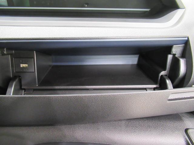 タント カスタムRS パノラマモニター 10インチナビ 両側パワースライドドア シートヒーター USB入力端子 Bluetooth オートライト キーフリー アイドリングストップ ティーゼットデオプラス(33枚目)