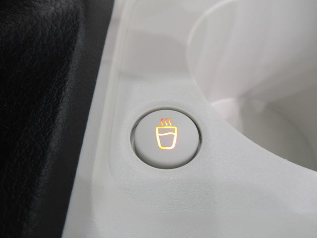 ムーヴキャンバス ストライプスＧ　両側パワースライドドア　シートヒーター　ＵＳＢ入力端子　ホッとカップホルダー　オートライト　キーフリー　アイドリングストップ　衝突被害軽減システム　レーンアシスト　オートマチックハイビーム（20枚目）