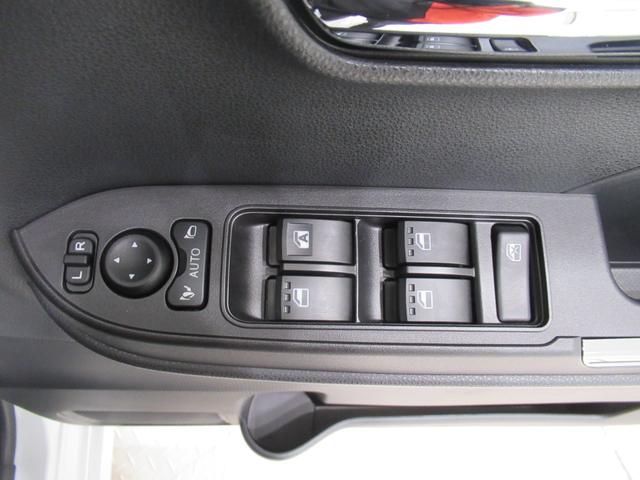 タント カスタムＲＳ　パノラマモニター　７インチナビ　ドライブレコーダー　両側パワースライドドア　シートヒーター　ＵＳＢ入力端子　Ｂｌｕｅｔｏｏｔｈ　オートライト　キーフリー　アイドリングストップ　ティーゼットデオプラス（14枚目）