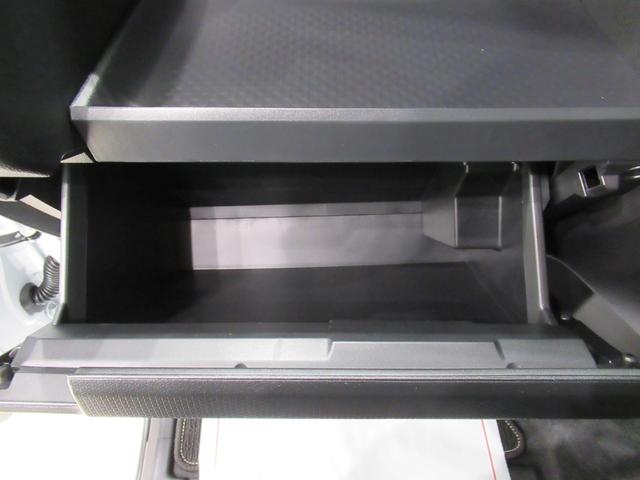 タント カスタムＸ　パノラマモニター　７インチナビ　ドライブレコーダー　両側パワースライドドア　シートヒーター　ＵＳＢ入力端子　Ｂｌｕｅｔｏｏｔｈ　オートライト　キーフリー　アイドリングストップ　ティーゼットデオプラス（32枚目）