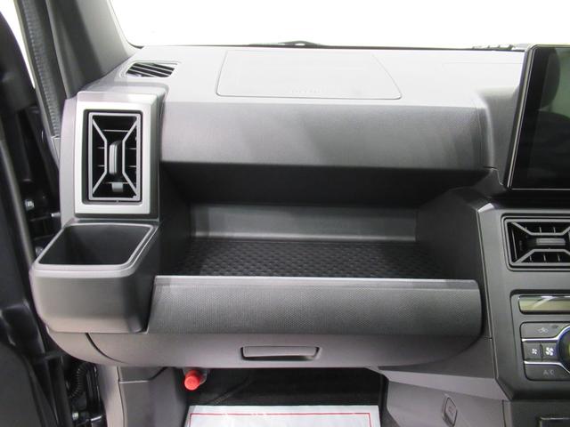 タフト Ｇ　ダーククロムベンチャー　パノラマモニター　９インチディスプレイオーディオ　ドライブレコーダー　シートヒーター　ＵＳＢ入力端子　Ｂｌｕｅｔｏｏｔｈ　オートライト　キーフリー　ティーゼットデオプラス　エコアイドル非装着車（29枚目）