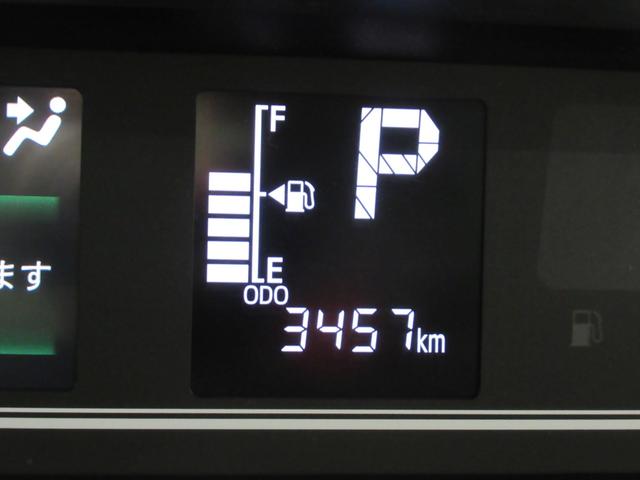 タント Ｘ　左側パワースライドドア　シートヒーター　ＵＳＢ入力端子　オートライト　キーフリー　アイドリングストップ　衝突被害軽減システム　レーンアシスト　オートマチックハイビーム　ティーゼットデオプラス（11枚目）