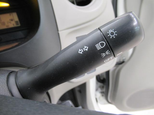 ミライース Lメモリアルエディション キーレスエントリー アイドリングストップ CDチューナー エアコン パワーステアリング パワーウィンドウ 運転席エアバッグ ABS ティーゼットデオプラス(18枚目)