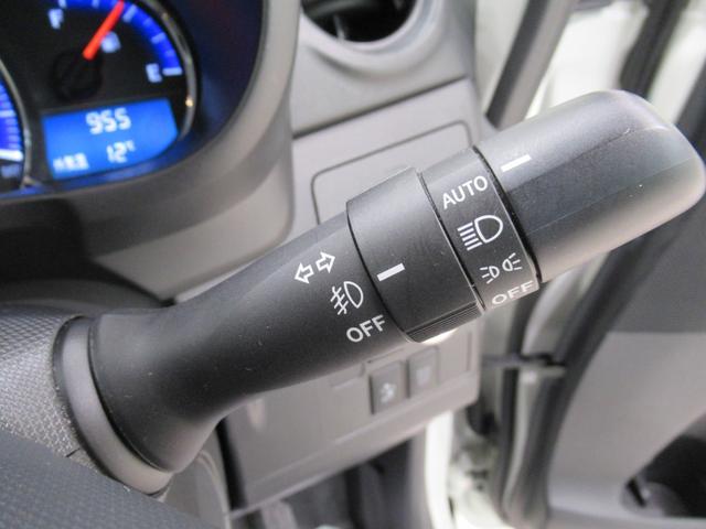 ムーヴ カスタムX SA オートライト キーフリー アイドリングストップ 電動格納式ドアミラー 衝突被害軽減システム エアコン パワーステアリング パワーウィンドウ 運転席エアバッグ ABS ティーゼットデオプラス(17枚目)