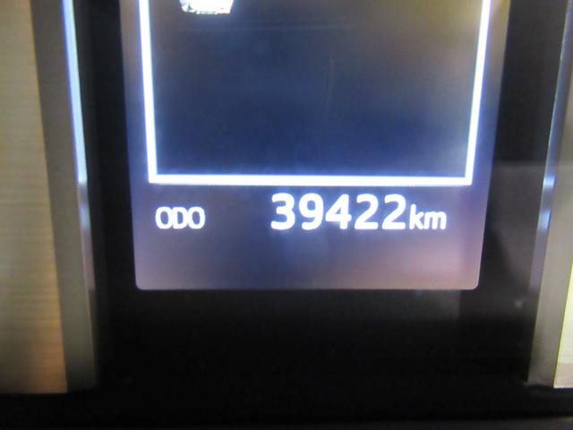 ランドクルーザープラド ＴＸ　オートライト　キーフリー　電動格納式ドアミラー　エアコン　パワーステアリング　パワーウィンドウ　運転席エアバッグ　ＡＢＳ　ティーゼットデオプラス（10枚目）