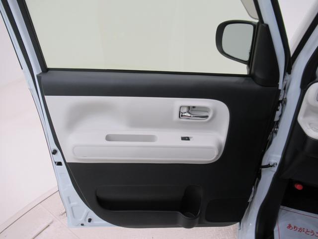 ムーヴキャンバス ストライプスＧターボ　シートヒーター　両側パワースライドドア　オートライト　キーフリー　アイドリングストップ　ＵＳＢ入力端子　ホッとカップホルダー　ティーゼットデオプラス（47枚目）