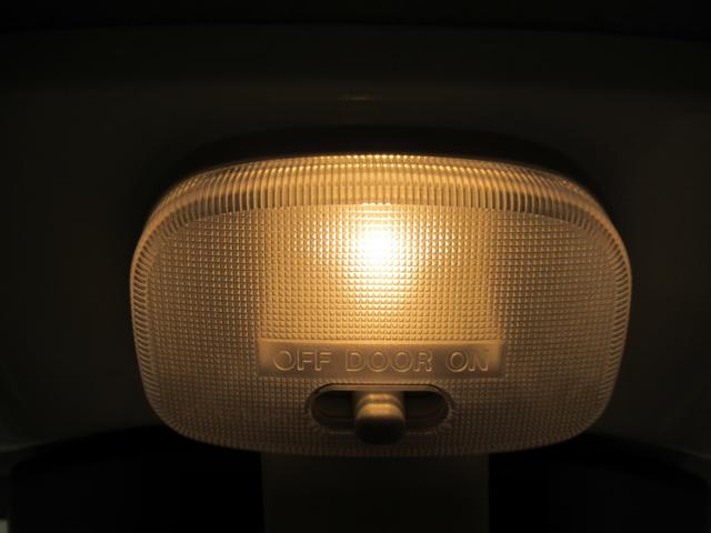 ハイゼットトラック スタンダード AM/FMラジオ オートライト アイドリングストップ 衝突被害軽減システム レーンアシスト オートマチックハイビーム ティーゼットデオプラス(30枚目)