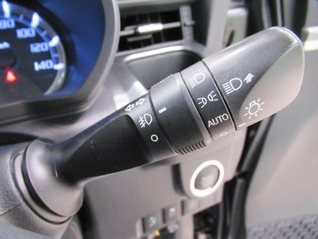 ムーヴ カスタムＸ　ＳＡ　オートライト　キーフリー　アイドリングストップ　ＣＤチューナー　電動格納式ドアミラー　衝突被害軽減システム　エアコン　パワーステアリング　パワーウィンドウ　運転席エアバッグ　ＡＢＳ（18枚目）