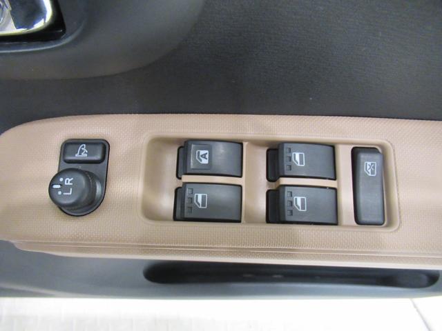 ミラココア ココアプラスＸ　キーフリー　アイドリングストップ　ＣＤチューナー　電動格納式ドアミラー　エアコン　パワーステアリング　パワーウィンドウ　運転席エアバッグ　ＡＢＳ　ティーゼットデオプラス（15枚目）