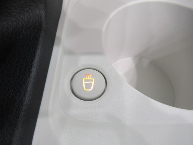 ムーヴキャンバス ストライプスＧ　両側パワースライドドア　シートヒーター　ＵＳＢ入力端子　ホッとカップホルダー　オートライト　キーフリー　アイドリングストップ　衝突被害軽減システム　レーンアシスト　オートマチックハイビーム（19枚目）