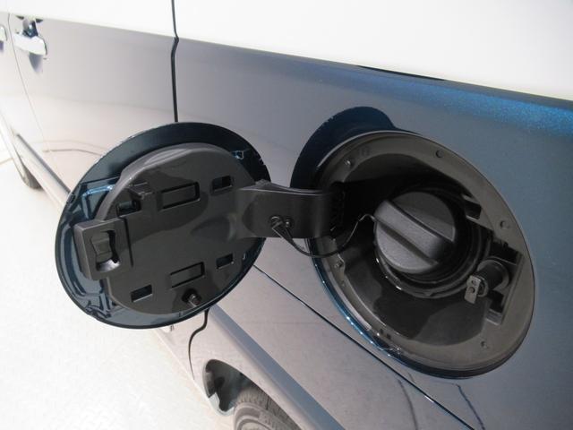 ムーヴキャンバス ストライプスＧ　両側パワースライドドア　シートヒーター　ＵＳＢ入力端子　ホッとカップホルダー　オートライト　キーフリー　アイドリングストップ　衝突被害軽減システム　レーンアシスト　オートマチックハイビーム（43枚目）