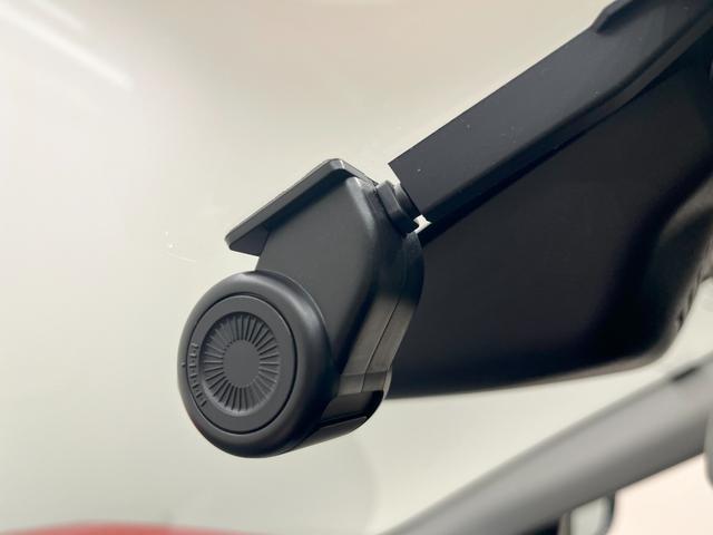 ロッキー プレミアム　シートヒーター　オートライト　キーフリー　アイドリングストップ　パノラマモニター　ナビ　ドライブレコーダー　ＵＳＢ入力端子　Ｂｌｕｅｔｏｏｔｈ　ティーゼットデオプラス（18枚目）