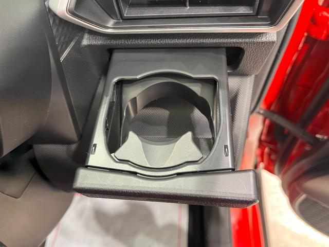 ロッキー プレミアム　シートヒーター　オートライト　キーフリー　アイドリングストップ　パノラマモニター　ナビ　ドライブレコーダー　ＵＳＢ入力端子　Ｂｌｕｅｔｏｏｔｈ　ティーゼットデオプラス（33枚目）