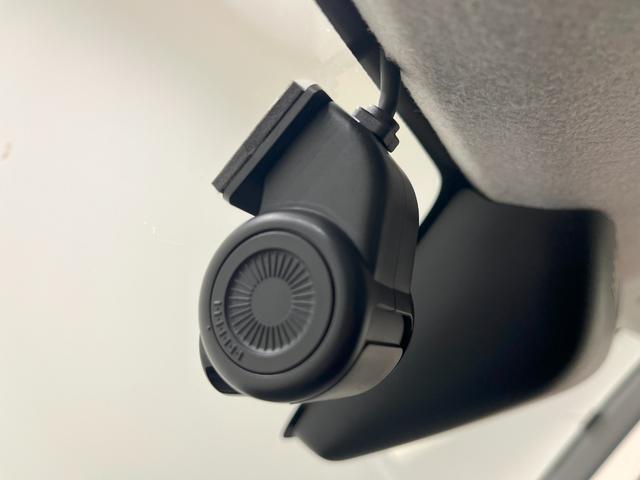 トール カスタムＧターボ　両側パワースライドドア　オートライト　キーフリー　アイドリングストップ　バックモニター　ナビ　ドライブレコーダー　ＵＳＢ入力端子　Ｂｌｕｅｔｏｏｔｈ　ティーゼットデオプラス（17枚目）